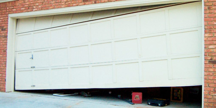 aluminum garage doors services in Centrepointe